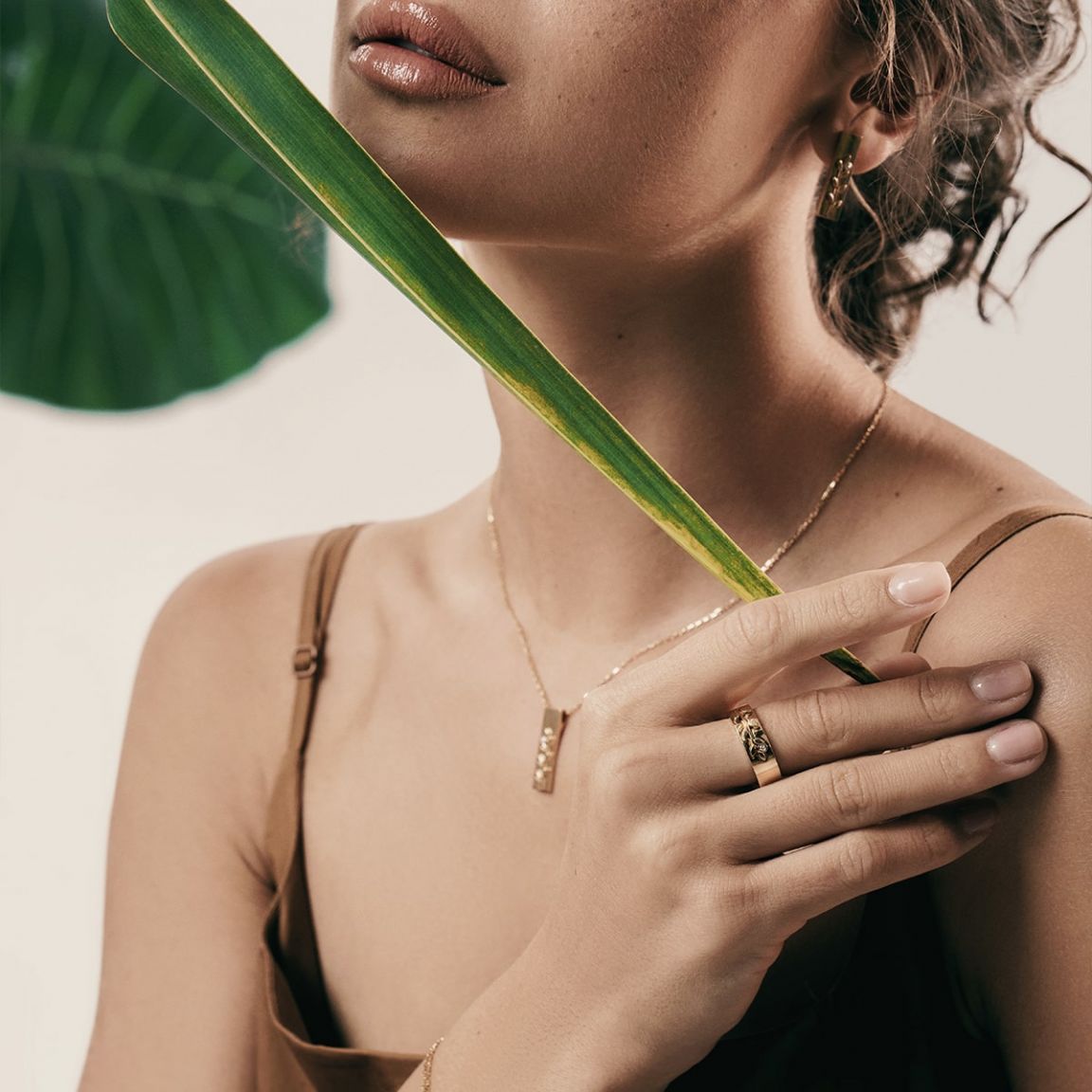 Leove Band Diamond Ring