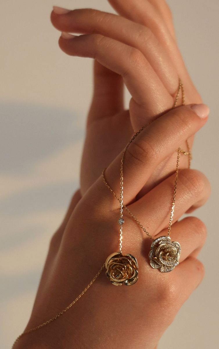 Womens day gifts, pendants, diamond pendants, valentine day gifts