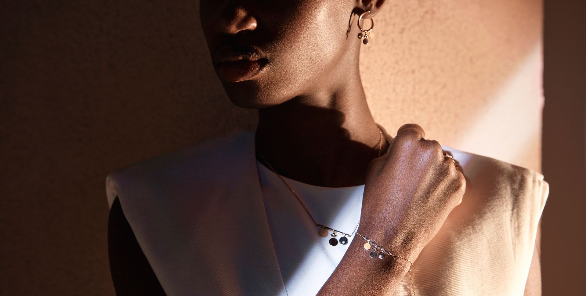 jewelry gifts for women's day