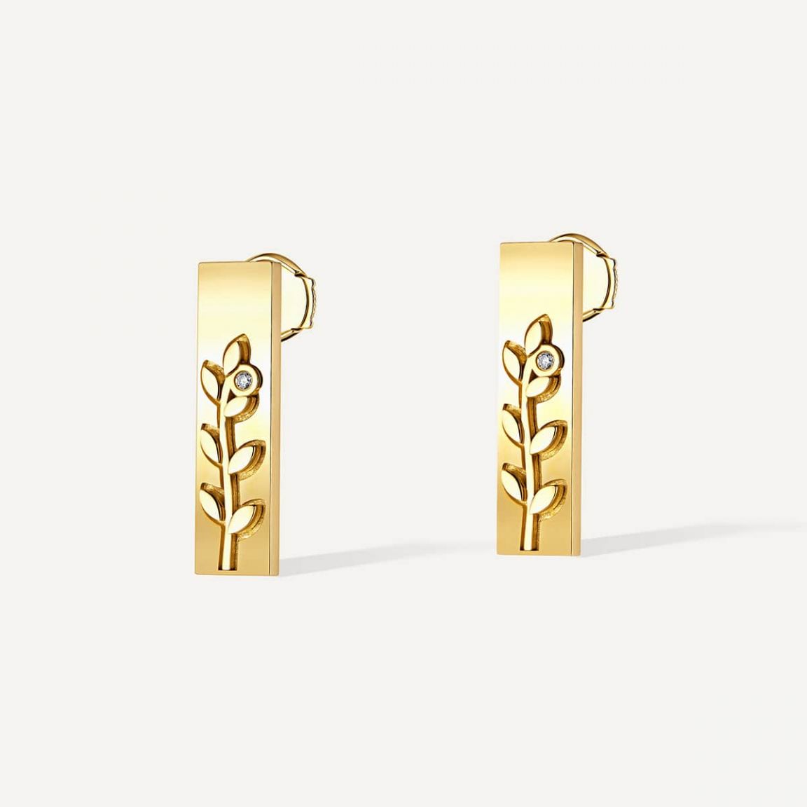 Leove Diamond Earring Yellow Gold