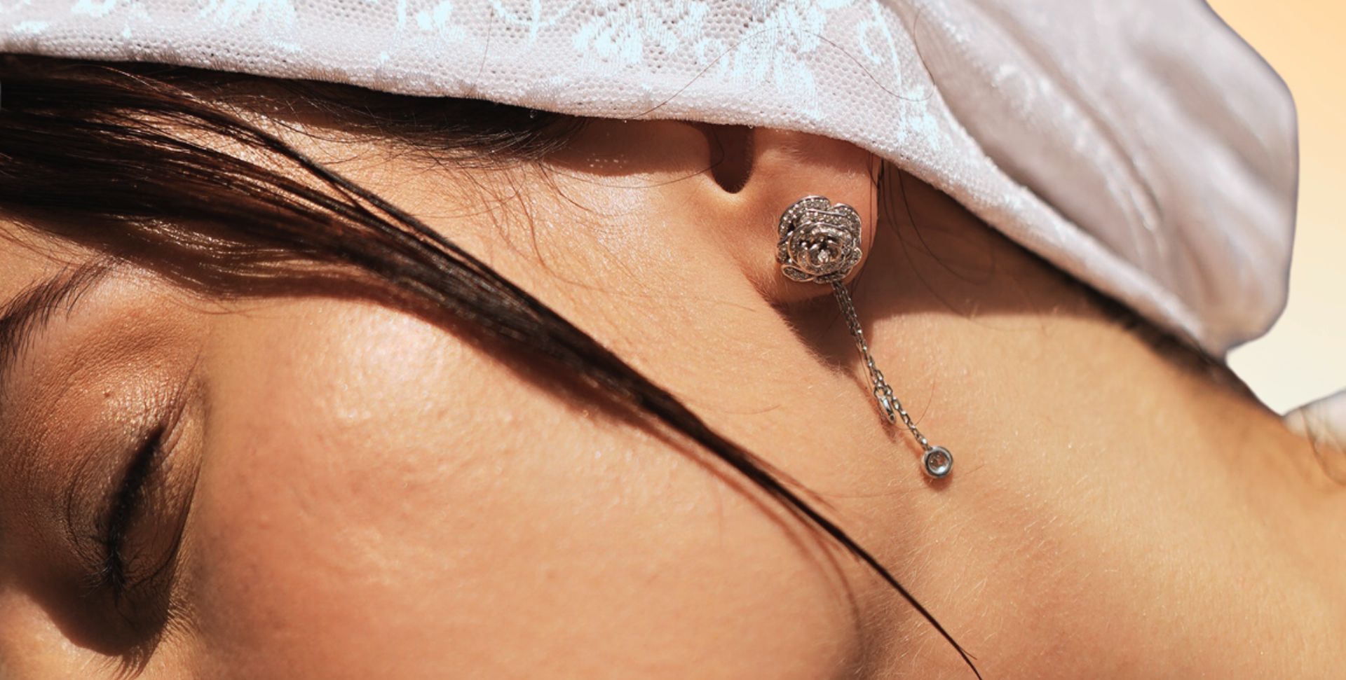 gifts for her, bracelets for girls, the jewelry stores, dubai jewelery brands