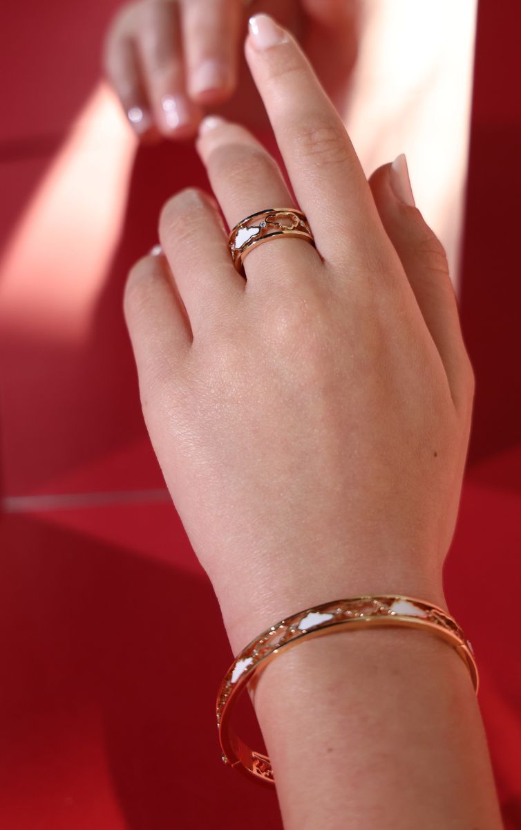 Womens day gifts, pendants, diamond pendants, valentine day gifts