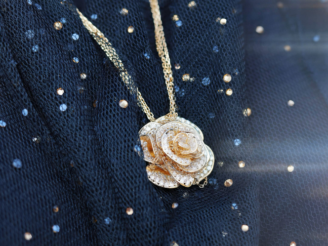 dnour gold diamond 
