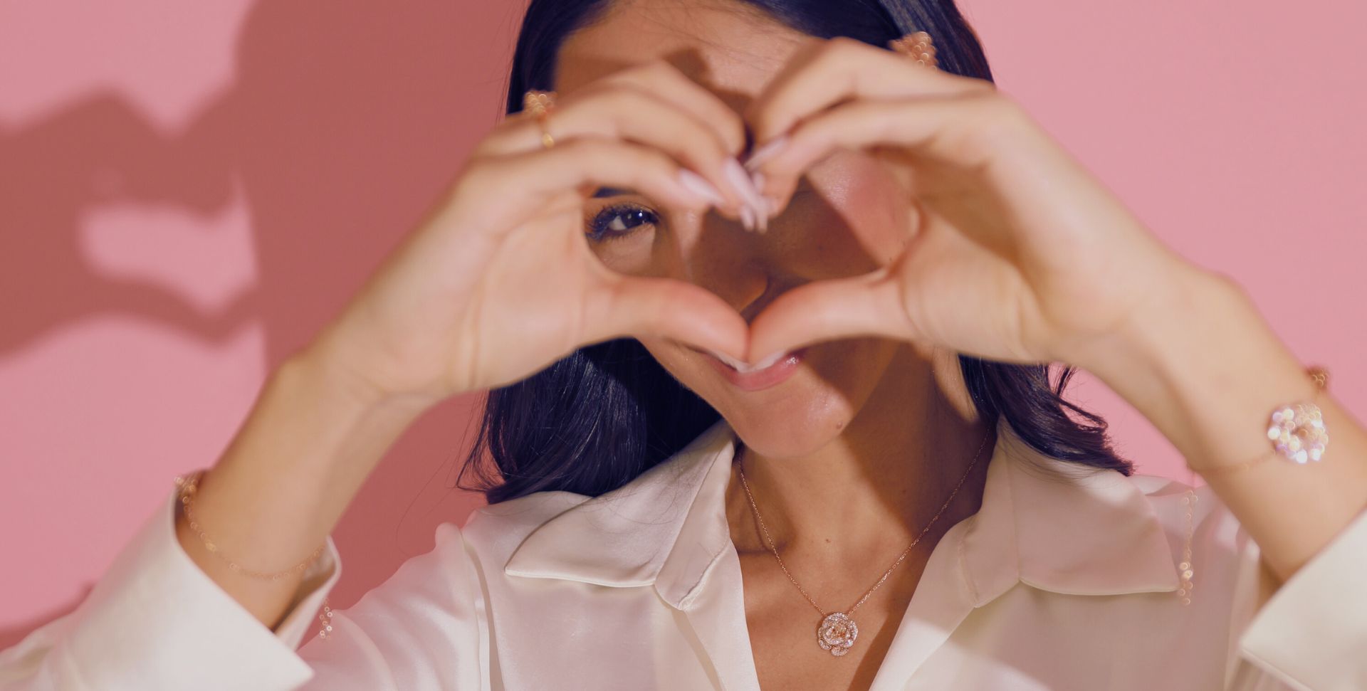 gifts for her, bracelets for girls, the jewelry stores, dubai jewelery brands