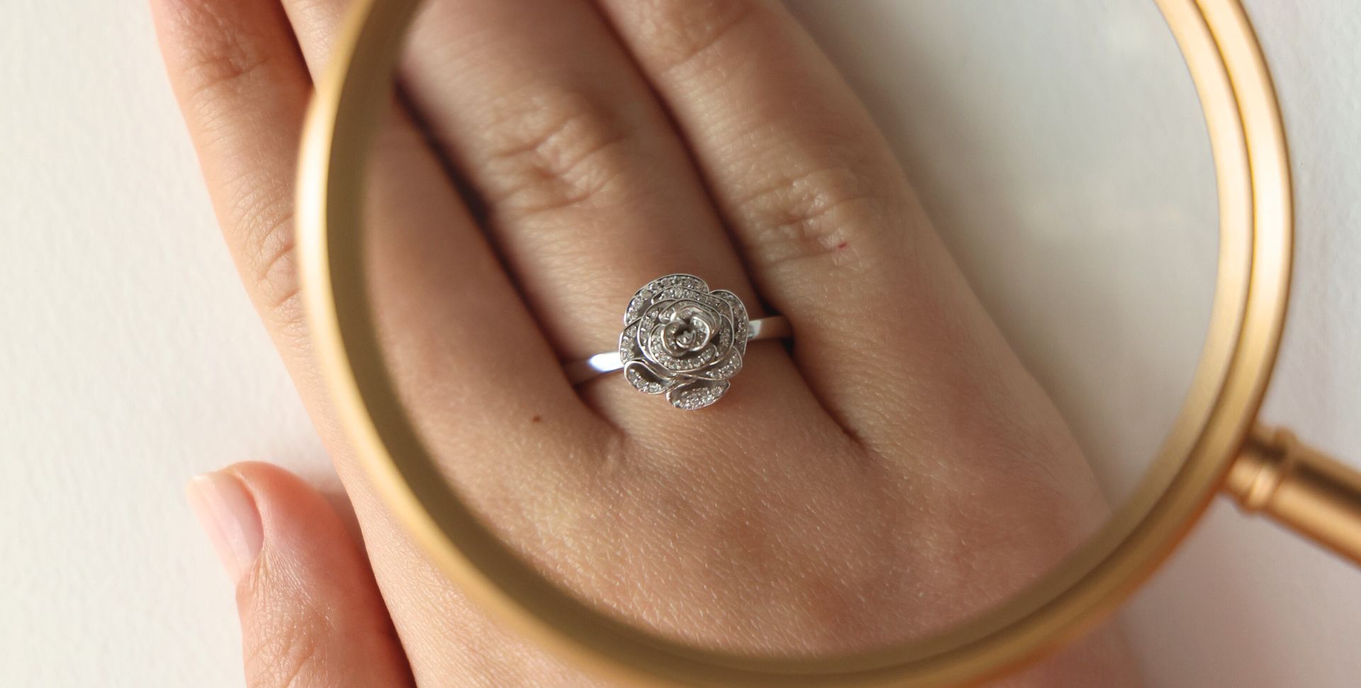 jewelry gifts for women's day