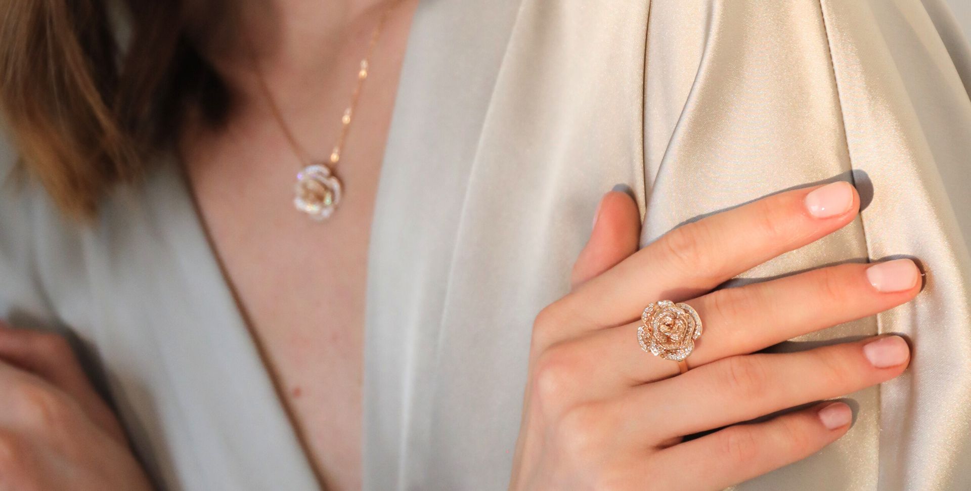 jewelry gifts for women's day